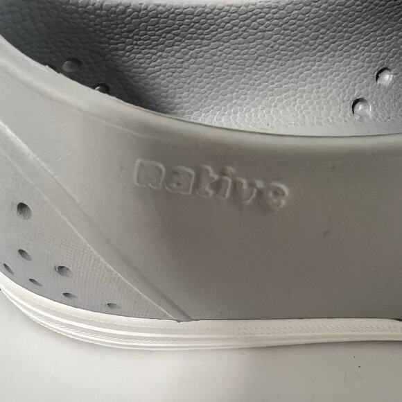 Native Shoes Women's Jefferson Flax Gray White Size 9 NEW - Picture 4 of 10